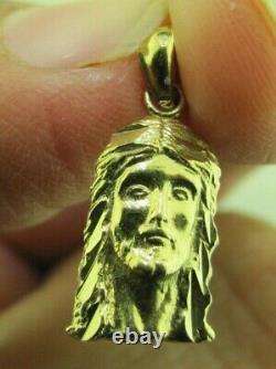 10k Yellow gold and white gold Jesus head Charm 1.40 2.5grams